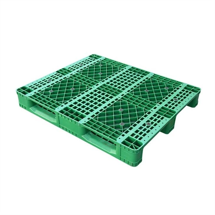 Rackable Plastic Pallets For Storage Of Goods